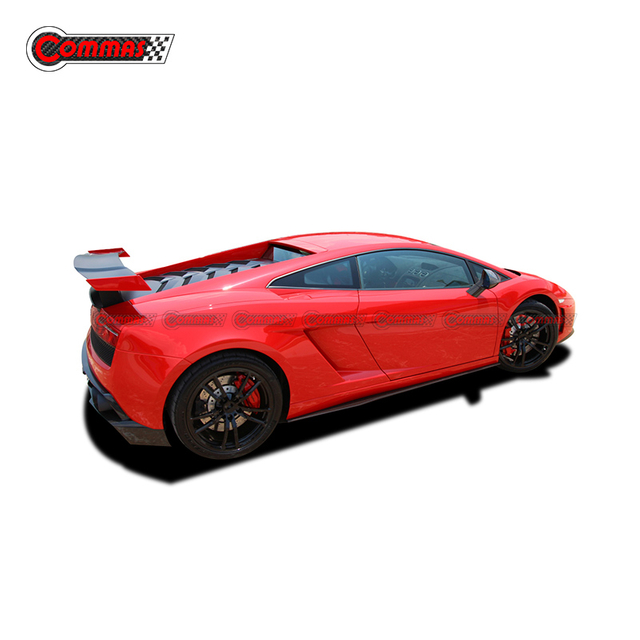 RZ สไตล์คาร์บอนไฟเบอร์ด้านหลังสำหรับ Lambroghini Gallardo LP540 LP550 LP560