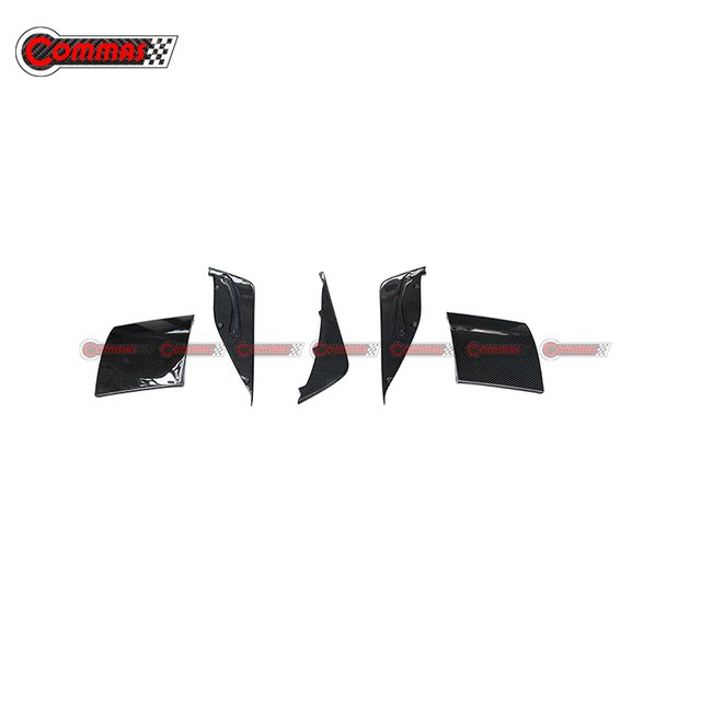 ลิปดิฟฟิวเซอร์หลังคาร์บอนไฟเบอร์สำหรับ Ferrari California T